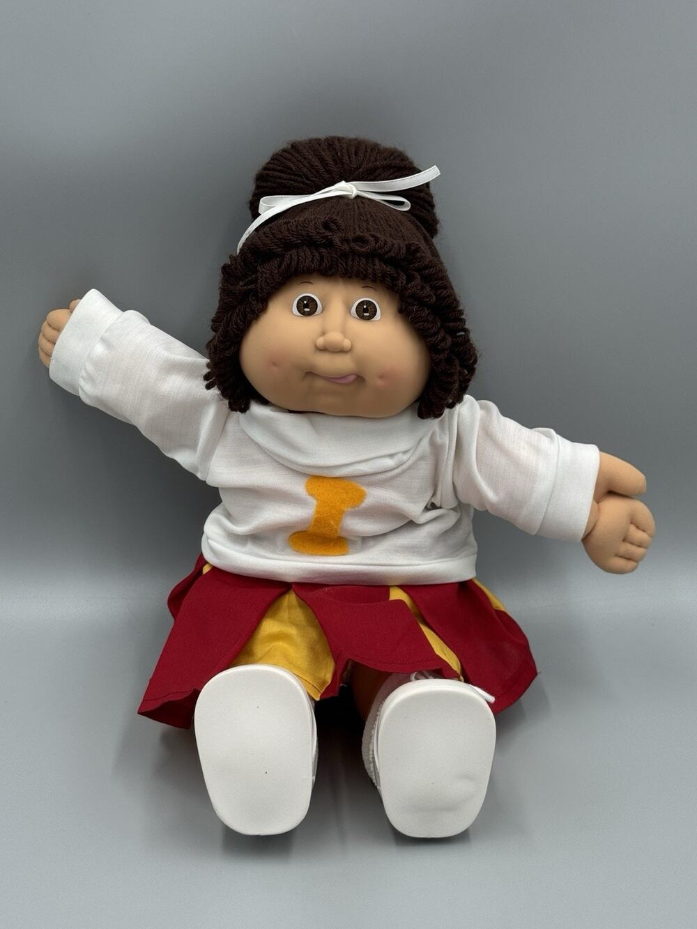 Vintage Cabbage Patch Kids Doll In Cheerleader Clothes Brown Hair Eyes READ